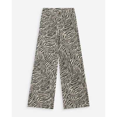 GRACE AND MILA - SOCCA